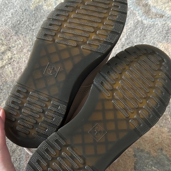 Dr. Martens Beige Leather Boots - Picture 4 of 8